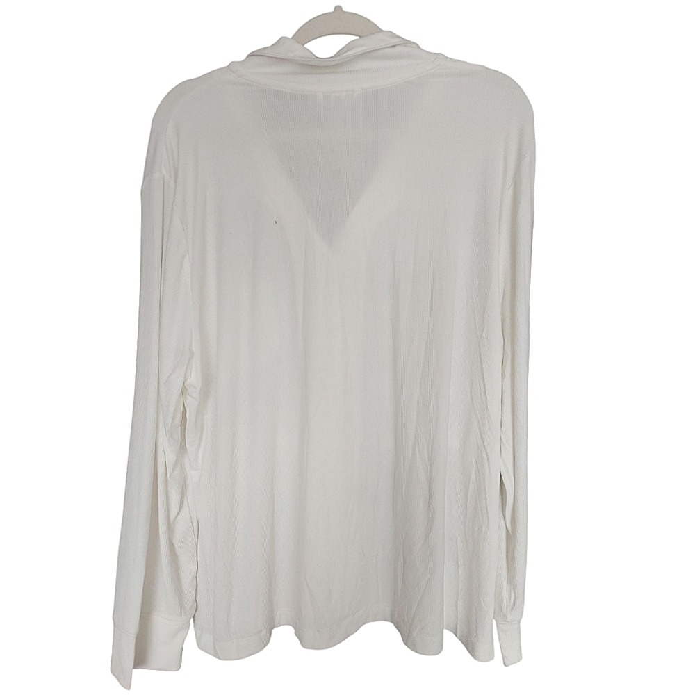 SKIMS Soft Lounge Button Up Pajama Top - Picture 5 of 15